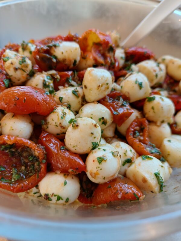 Tomat-mozzarellasallad 500 g